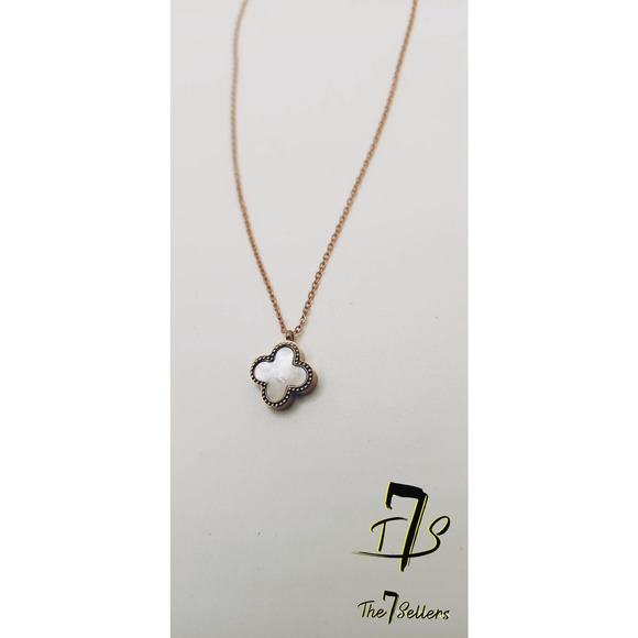 Shamrock Pendant with Shell and Black Enamel filled back Chain Rose Gold - Picture 1 of 2